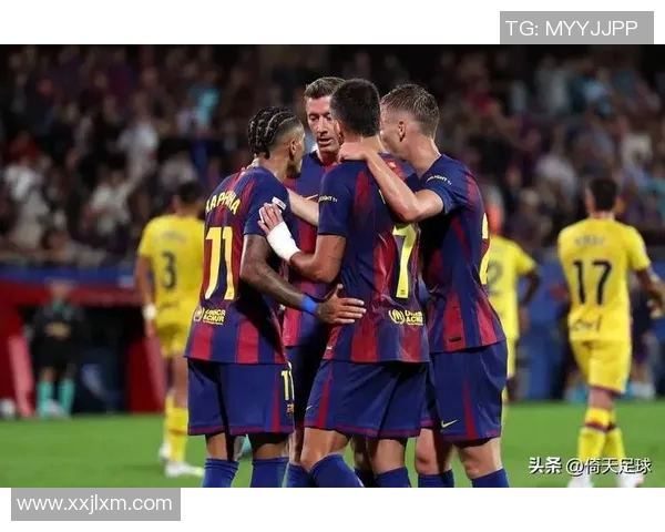 巴萨与西班牙人激战正酣球迷期待德比大战的精彩瞬间